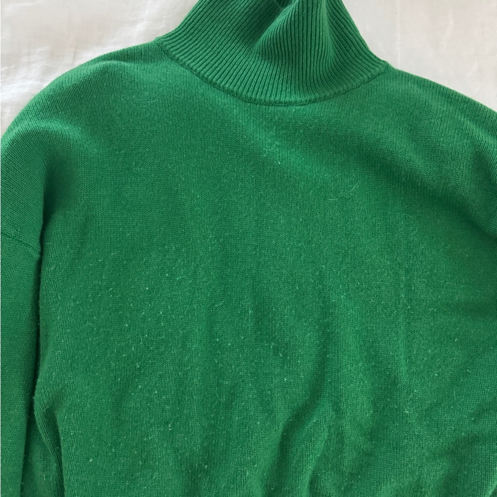 Uncle studios green cashmere turtleneck